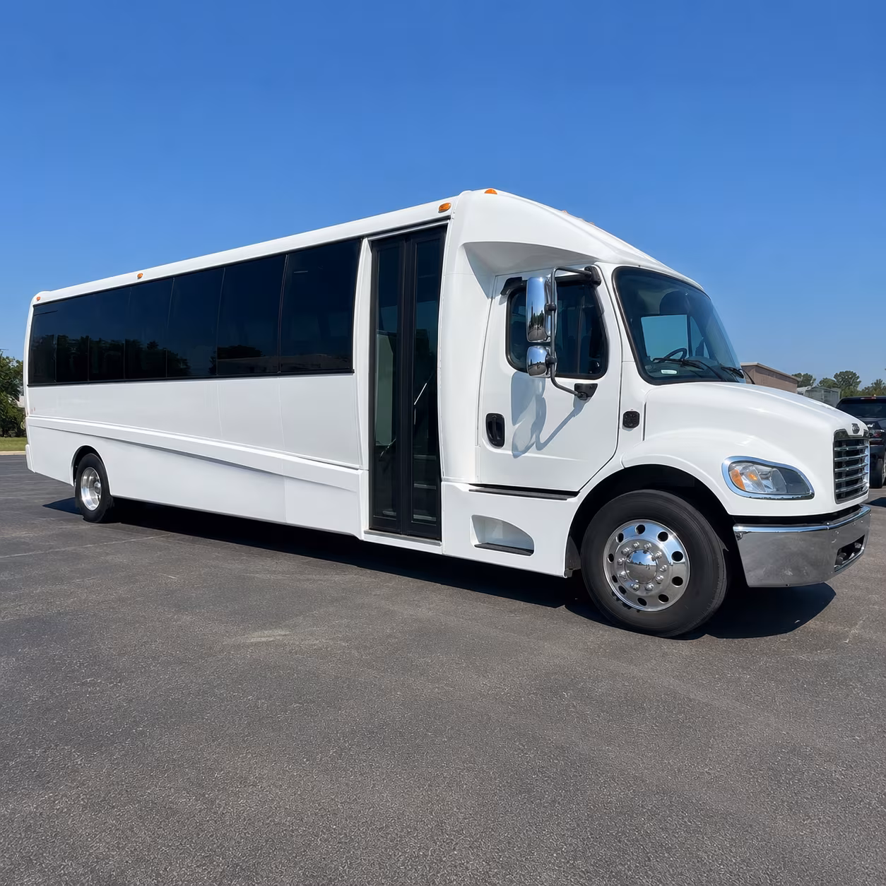 San Jose Airport Shuttle & Transportation party bus exterior